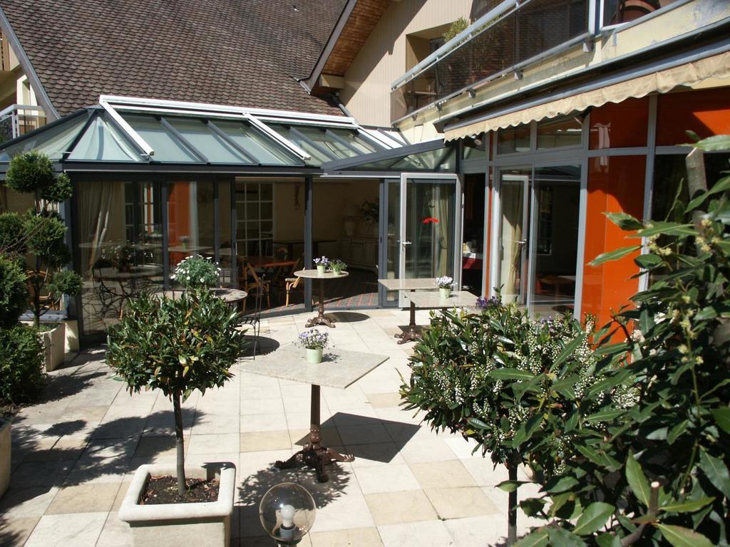 Le Flamboyant Hotel Annecy Ngoại thất bức ảnh