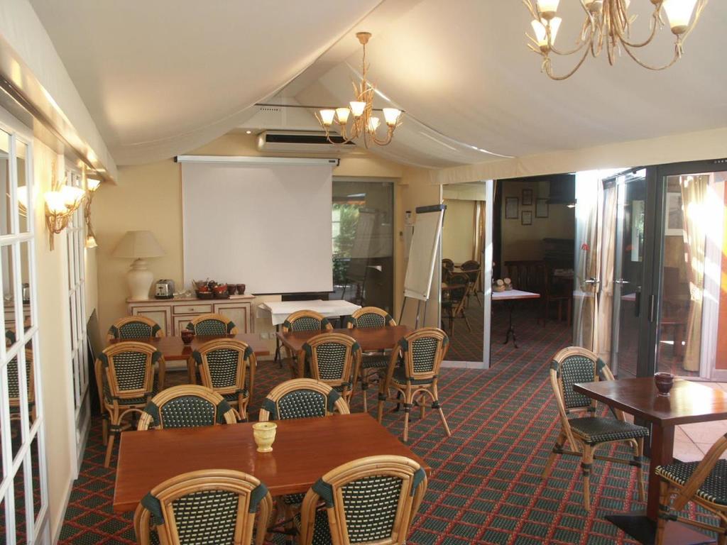 Le Flamboyant Hotel Annecy Ngoại thất bức ảnh